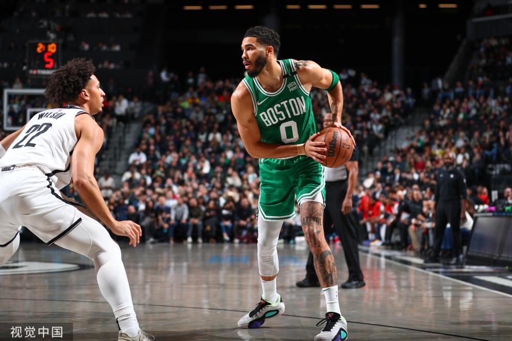 赛季的斯旺 赛季的斯旺