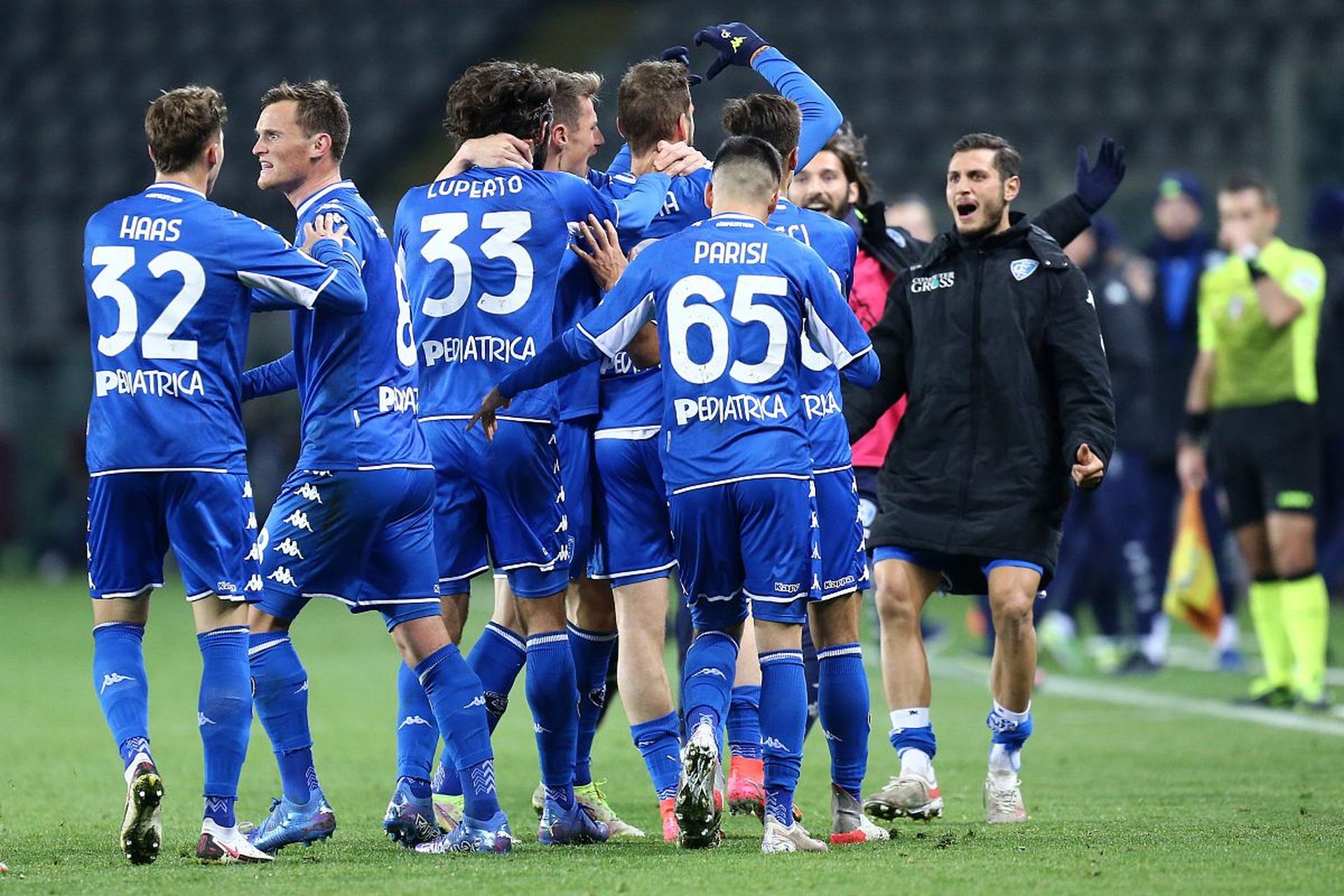 孩子实现她 孩子实现她